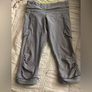 Women’s Lululemon Capris